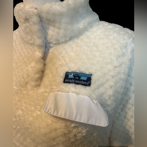 SIMPLY SOUTHERN Cream Fleece Pullover SIZE Small - Picture 2 of 7
